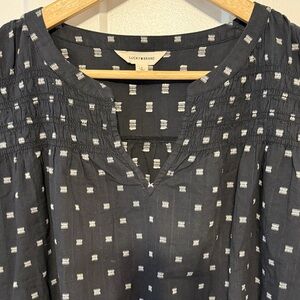 Lucky Brand Dark gray Top with Light Pattern, size L